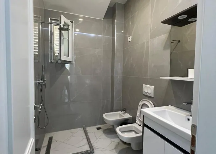 Miri House Villa Domje